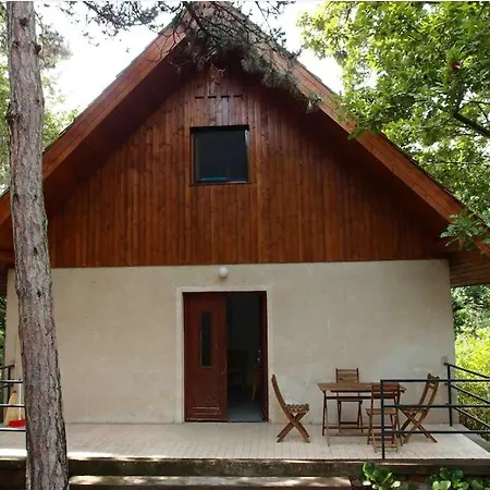 Family Kaptalanfured Semesterbostad Balatonalmádi